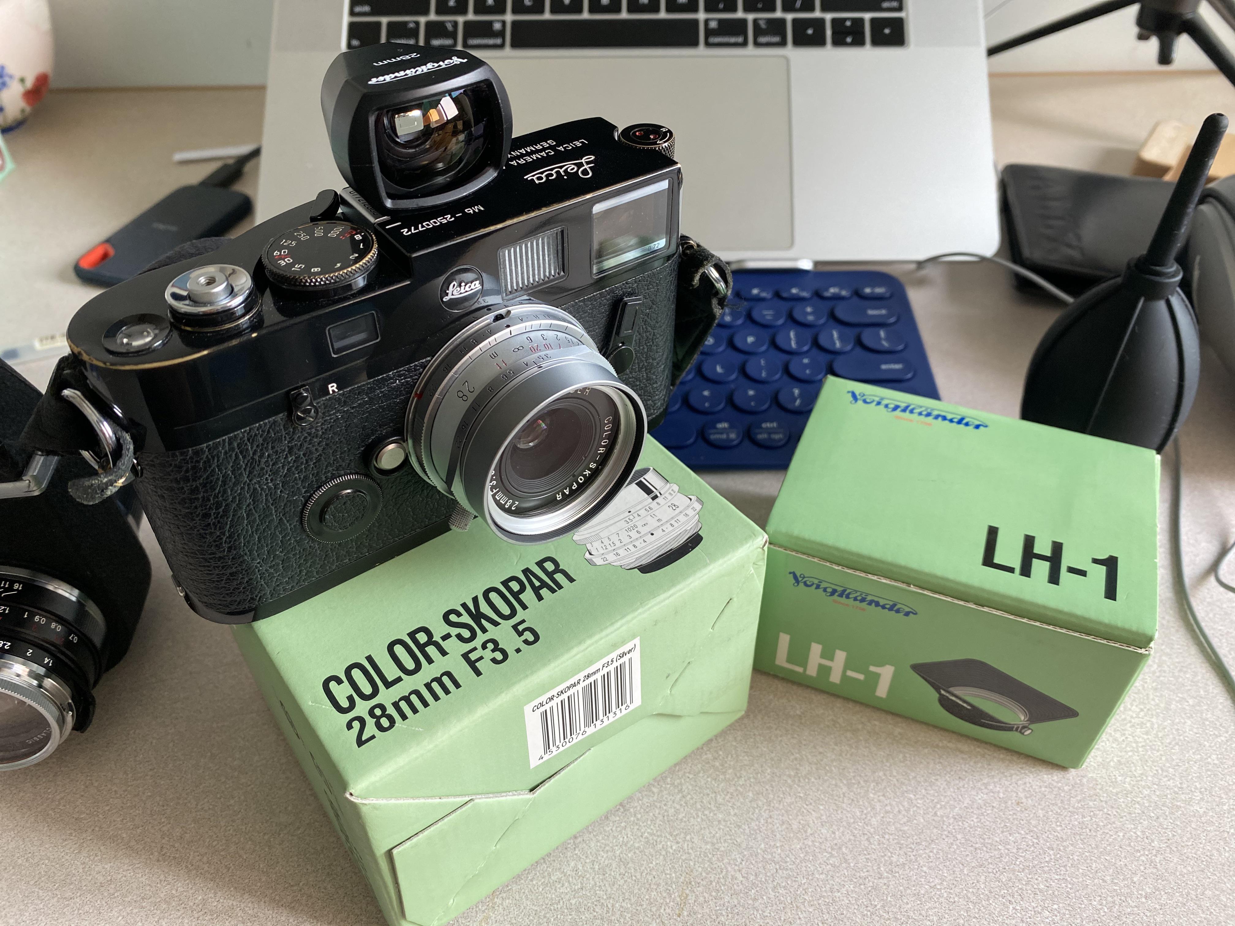 Voigtlander Color-Skopar 28mm F3.5! : r/Leica