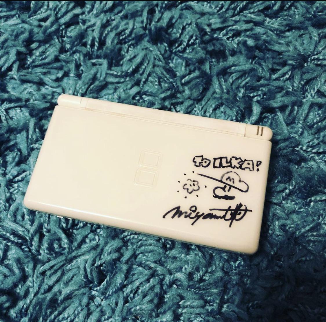 宮本茂さんのサイン入りニンテンドーDS : r/gamecollecting