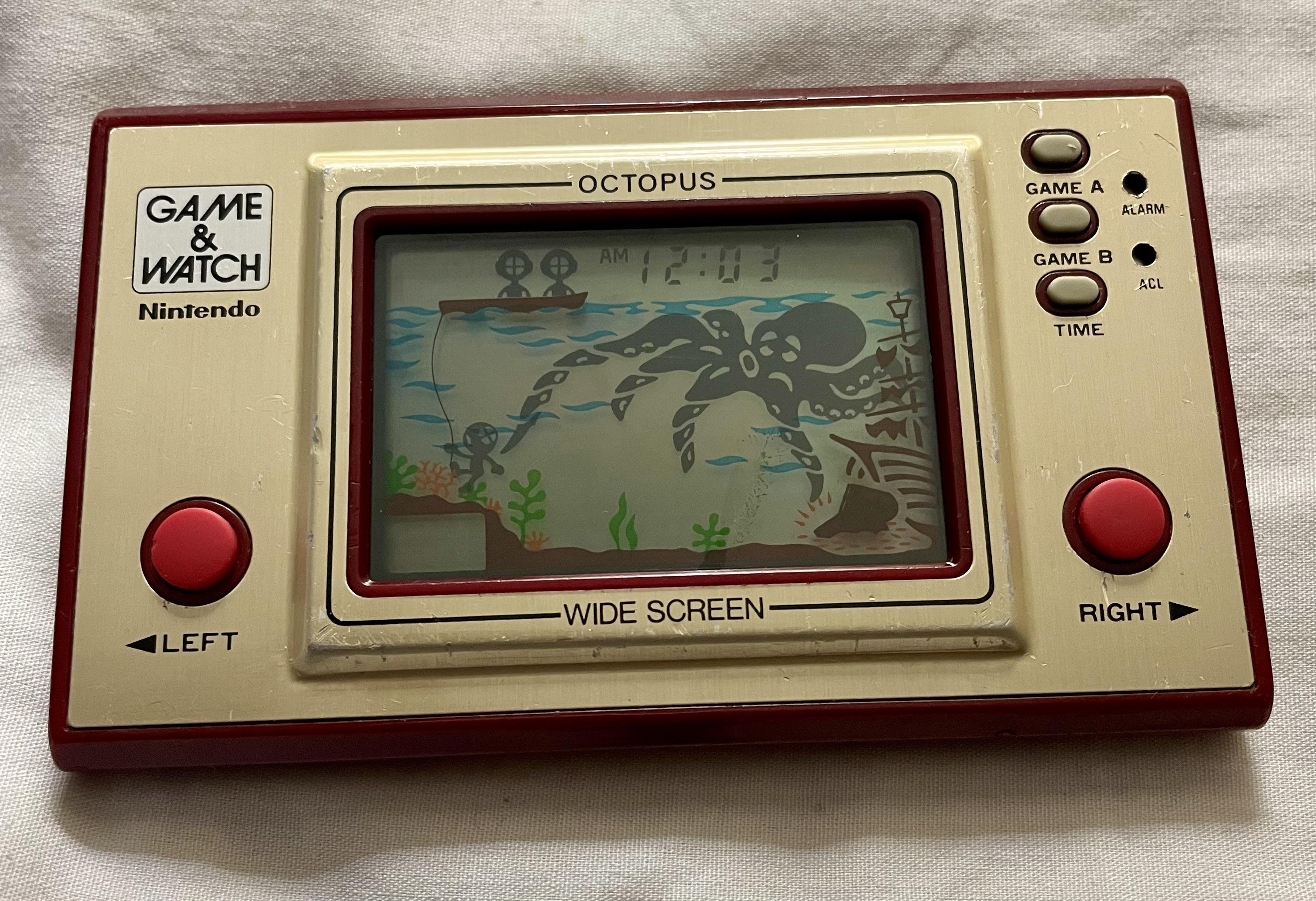 1981年製のビンテージな任天堂ゲーム&ウォッチを見つけたんだけど