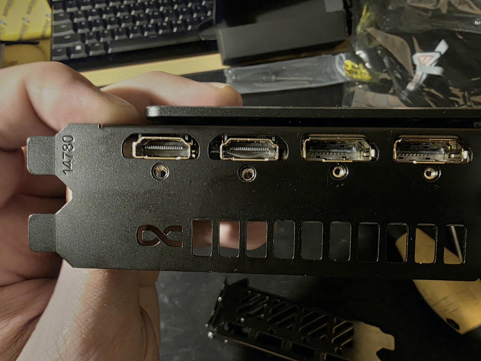 alphacool Core RX 9070 XT Aorus Elite bracket HDMI screw holes