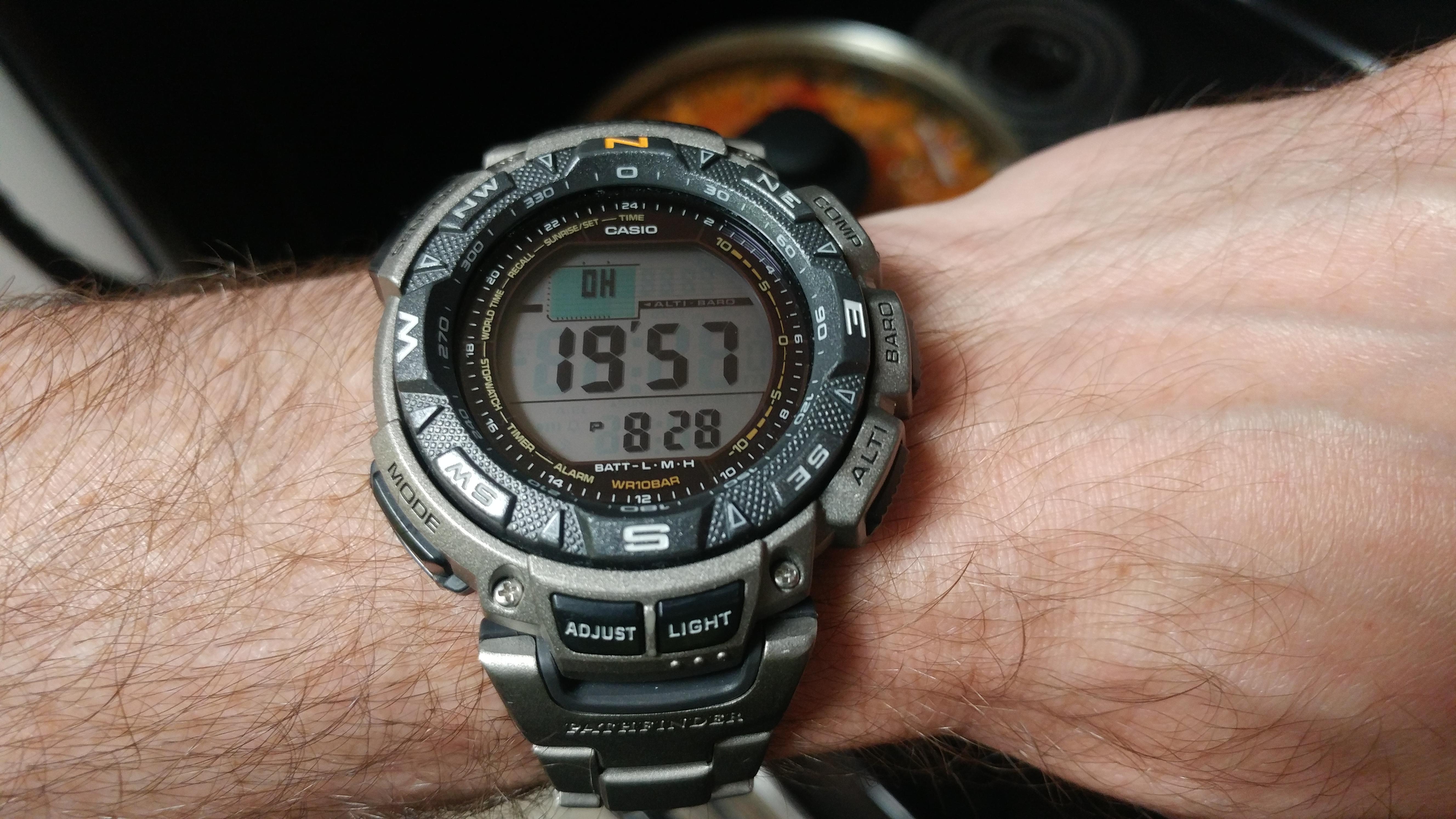 カシオ] プロトレック チタン : r/Watches