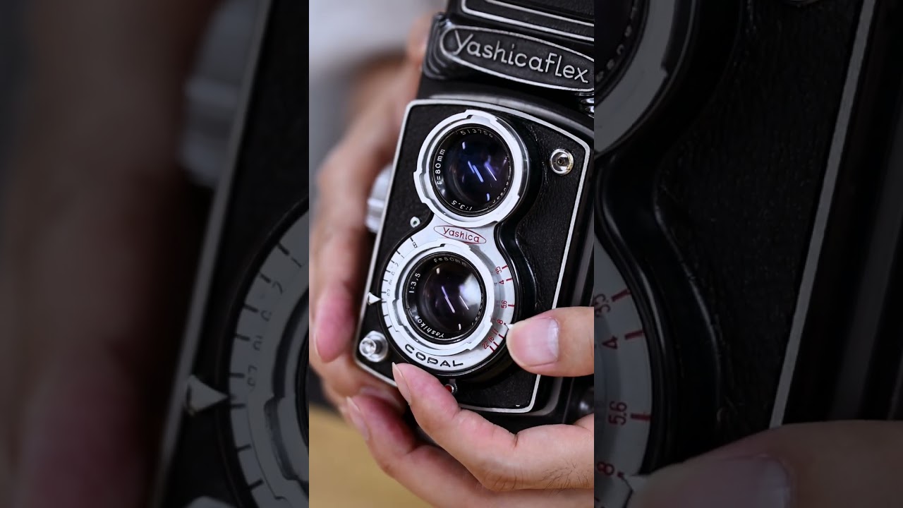 国産二眼レフ フィルムカメラ「ヤシカフレックスC型」フィルム装填