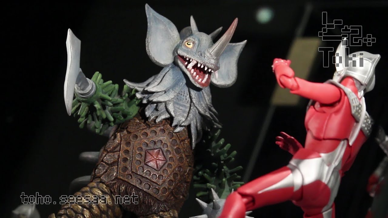 S.H.Figuarts Tyrant / タイラント display - YouTube