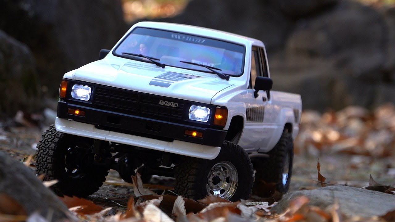 OBLHOBBY RC4WD Trail Finder 2 1987 トヨタ ハイラックス エクストラ