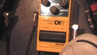 Guyatone ps-034 chorus pro in studio - YouTube