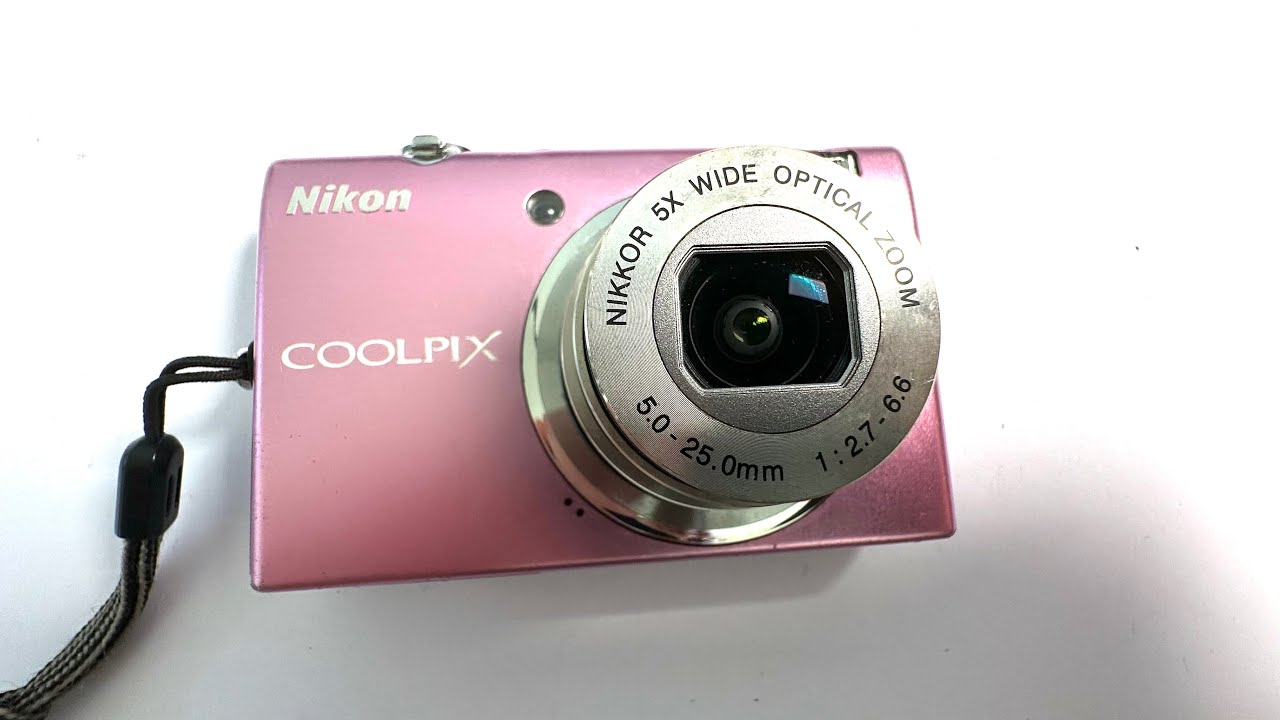 Nikon coolpix s570 won't turn on - easy fix - YouTube