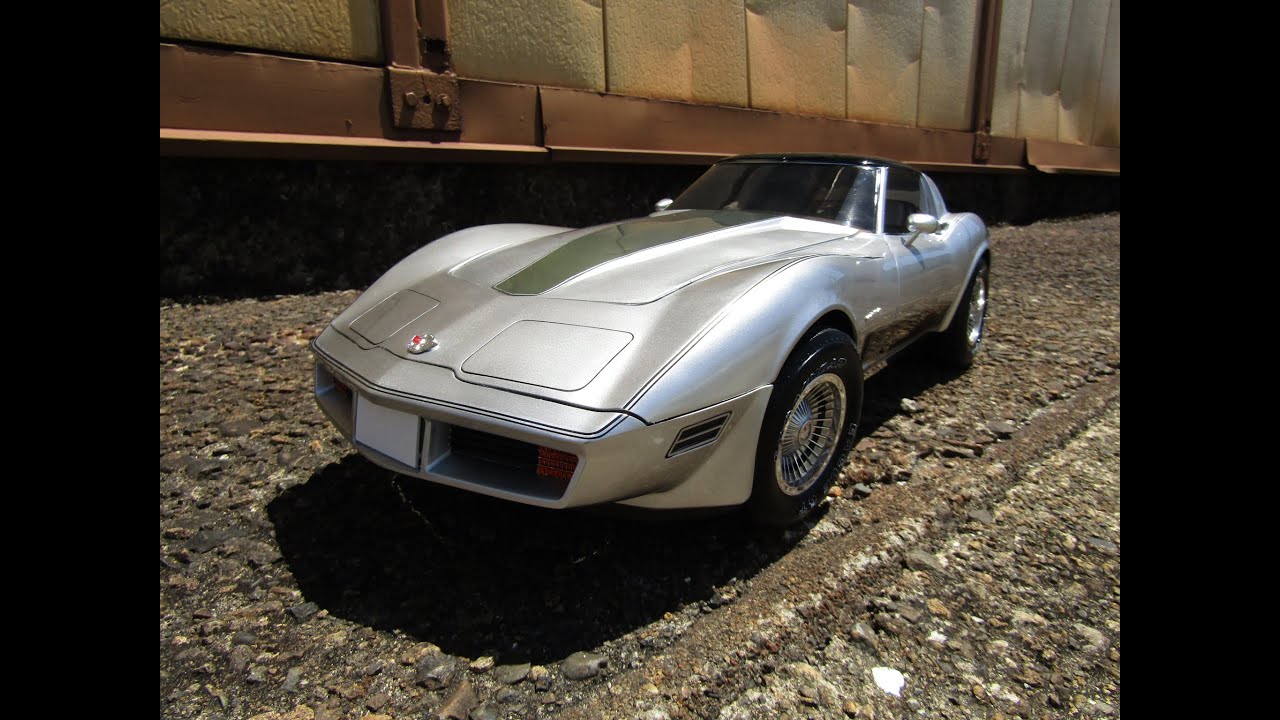 T-GARAGE店長が組んでみたレビュー モノグラム 1/8 '82 コルベット