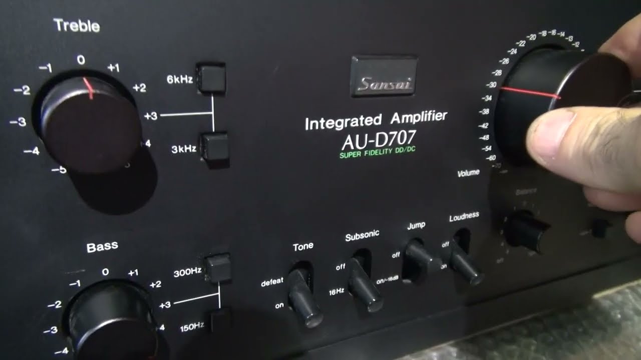 Sansui AU-D707 - YouTube