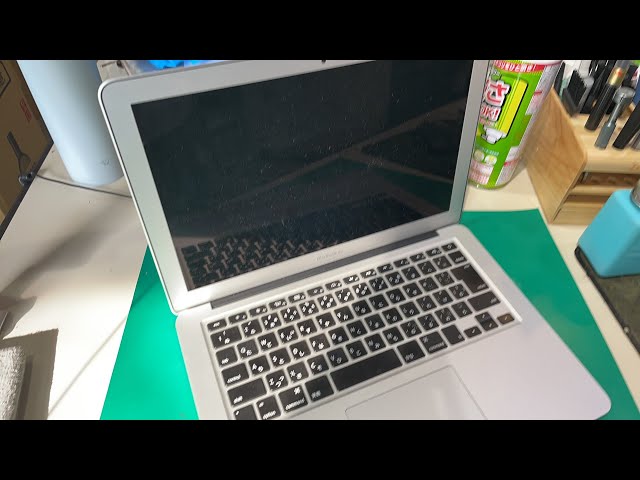 アホは知らなくて👌MacBook Air 2015 バッテリー交換修理 - YouTube