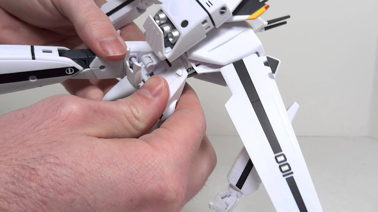 Arcadia 1/60 VF-1S Valkyrie Review - YouTube