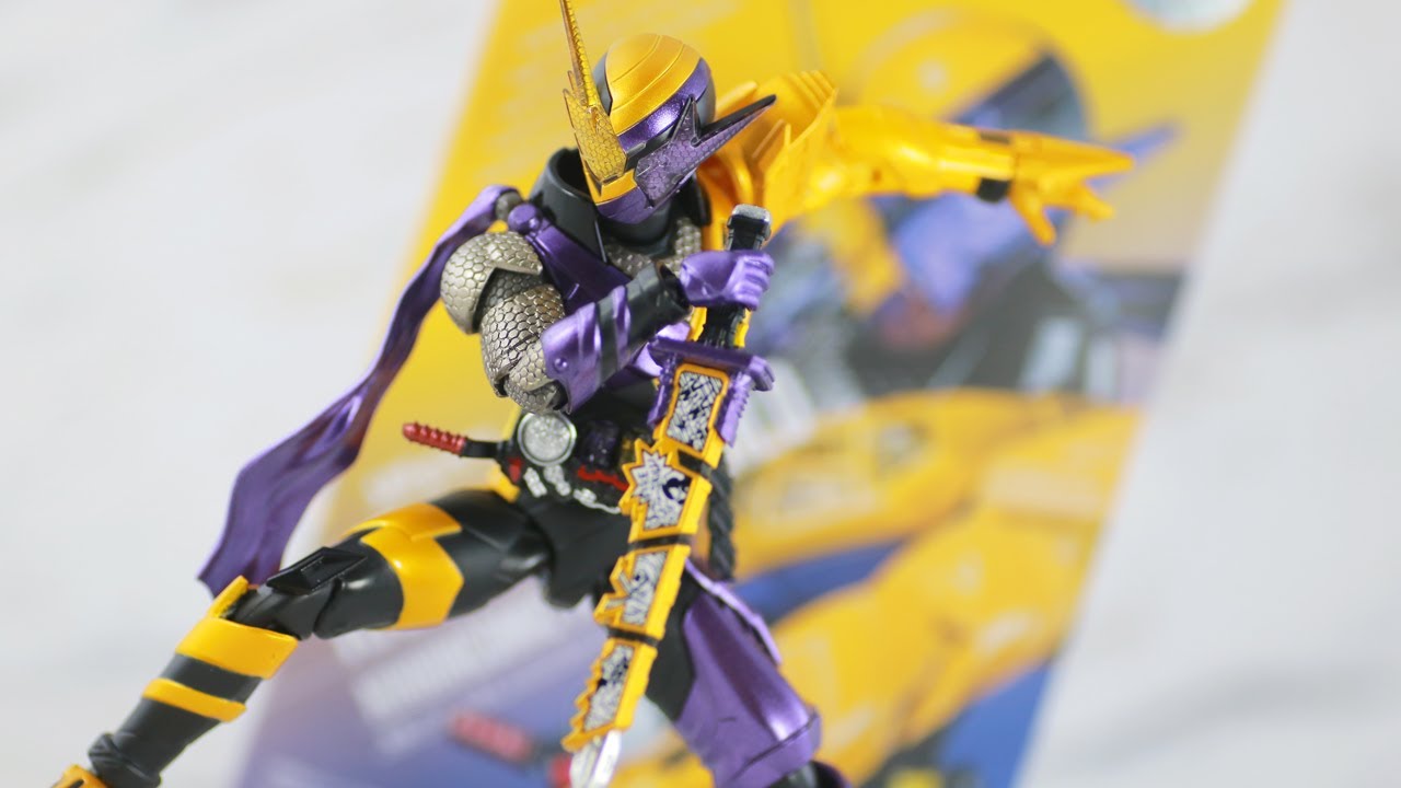 忍】S.H.フィギュアーツ 仮面ライダービルド ニンニンコミックを