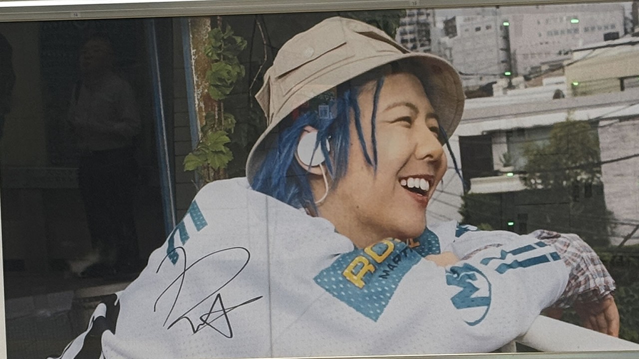 Mrs. GREEN APPLEの藤沢駅に掲示されているポスター藤澤涼架くん直筆