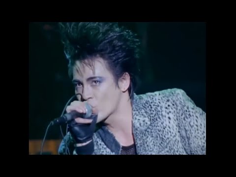 BOØWY 季節が君だけを変える - YouTube