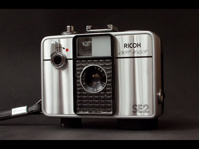 リコーオートハーフSE2 フィルム装填と取り出し RICOH AUTO HALF SE2