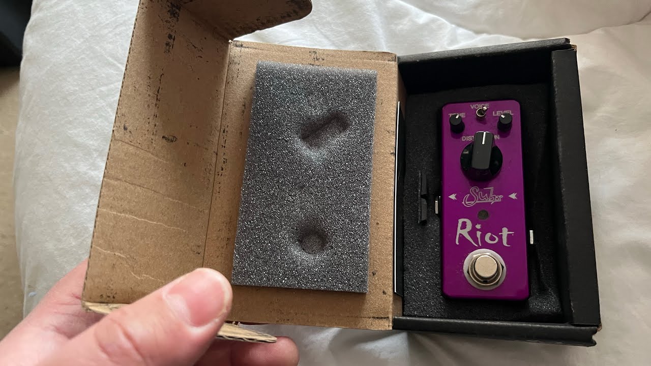 Suhr Riot Mini Distortion Pedal (Unboxing honest review like and