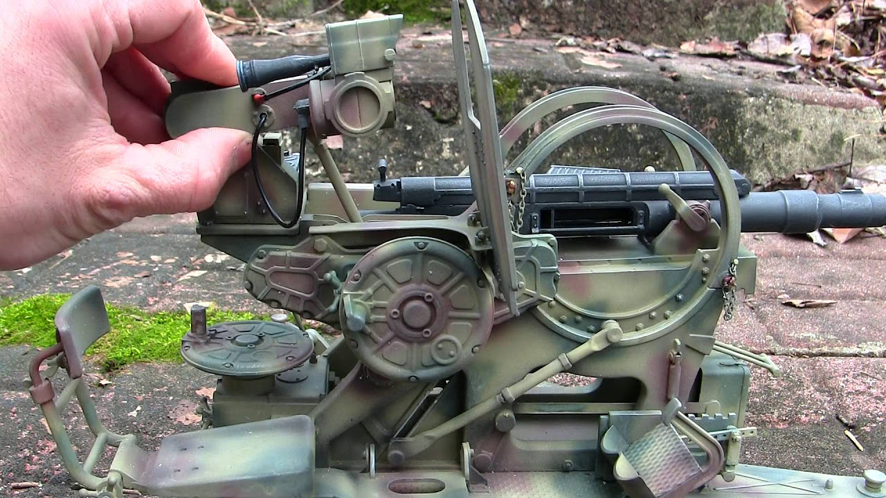 1/6th scale Dragon WWII German 2cm Flak 38 AA gun model showcase