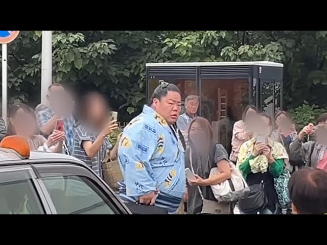 巡業》大栄翔が貴景勝のジェラピケ浴衣❣️🥺🐻入待ち - 豊昇龍 大栄翔