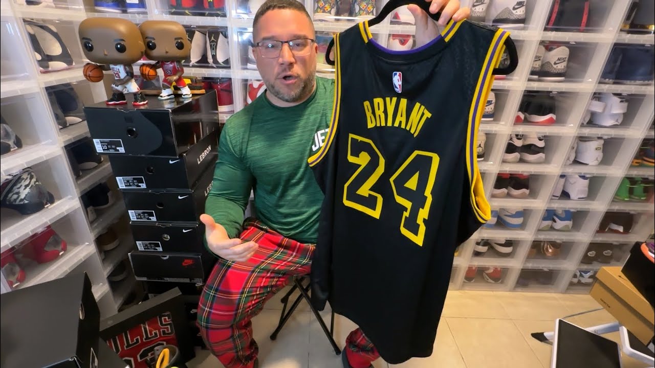 ウェア Nike Kobe Mamba Mentality City Edition M Nike Men's Kobe