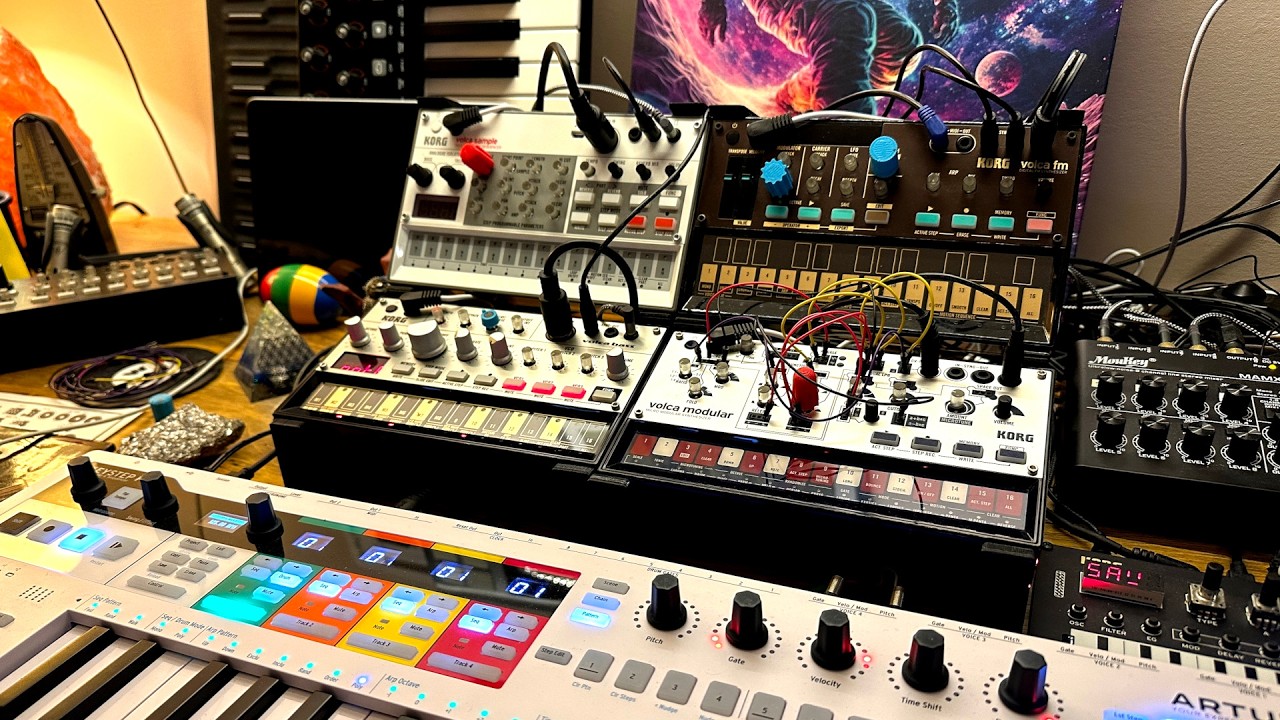 Synthwave ride on the KORG volca bass, fm 2, modular, JX-08 via
