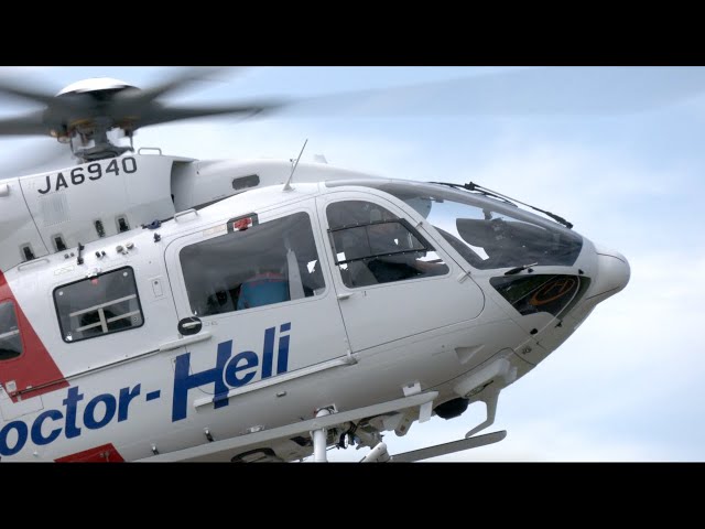 ヘリコプター】 Kawasaki BK117D-3 JA6940 （朝日航洋）「ドクターヘリ