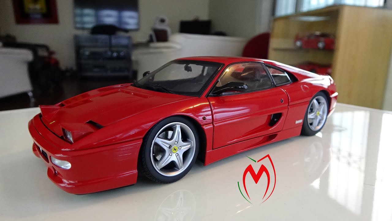 Ferrari F355 Berlinetta By Kyosho in 1/18 scale. - YouTube
