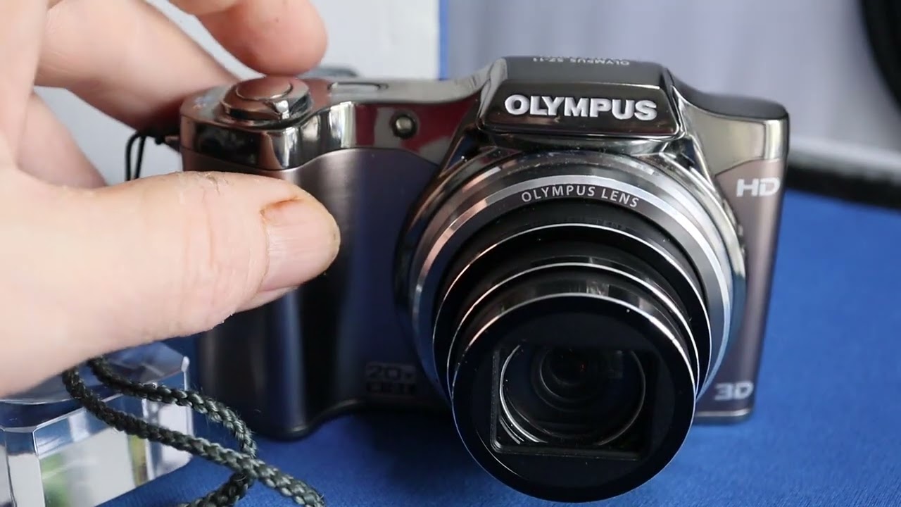 Olympus S Series SZ-11 14.0MP CCD - tungsten / chrome,boxed