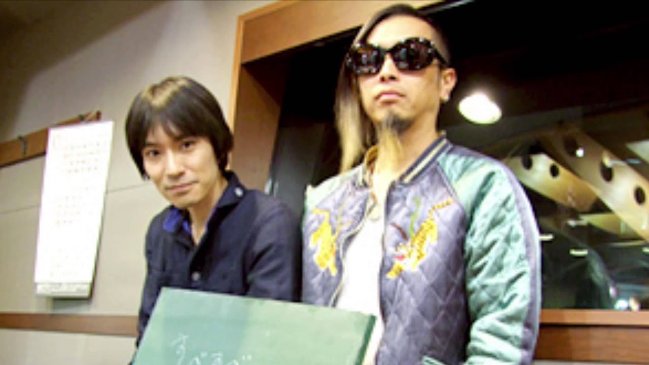 放送事故級】スピッツ草野&三輪 深夜テンションでぶっ壊れww - YouTube