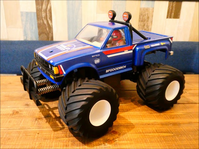 東京マルイ DATSUN720ビッグベアー - YouTube