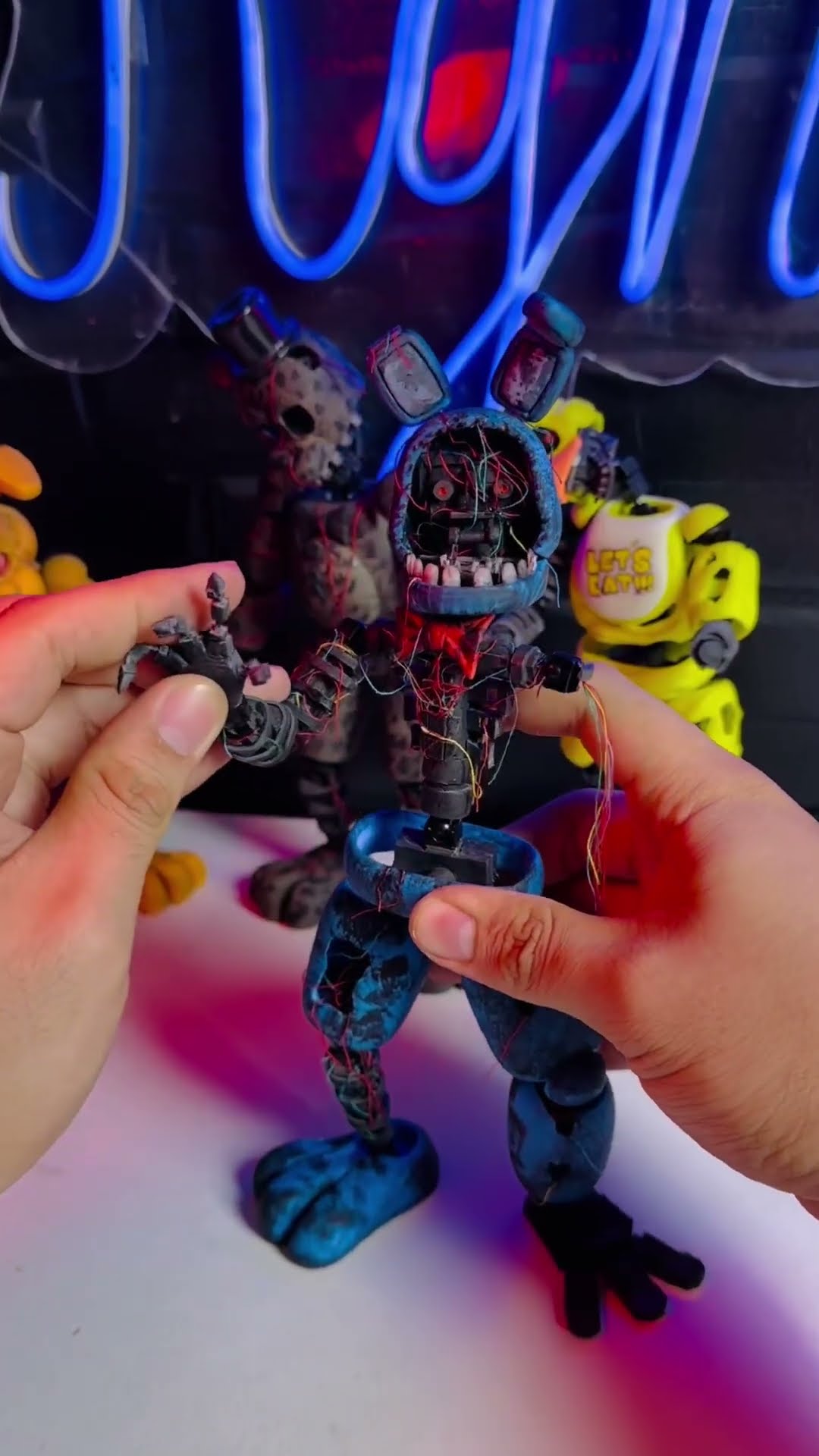 IGNITED BONNIE FIGURE! #fnaf #fnaffigures #halloween