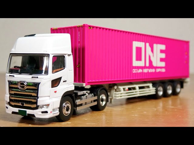 Total purchase price exceeded ¥40,000! High-quality Tomica Tomica