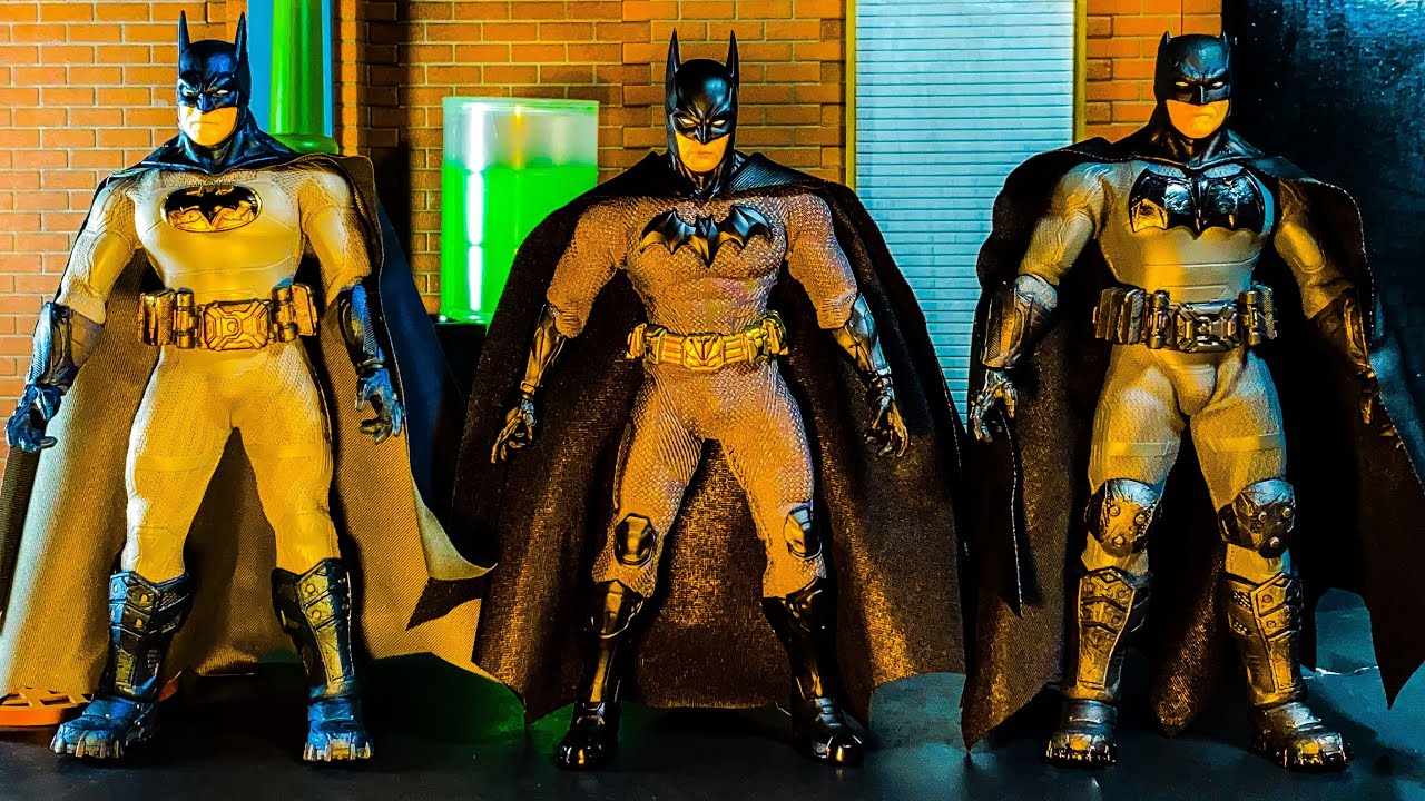 Mezco Batman Comparison (Px Supreme Knight, Sovereign Knight