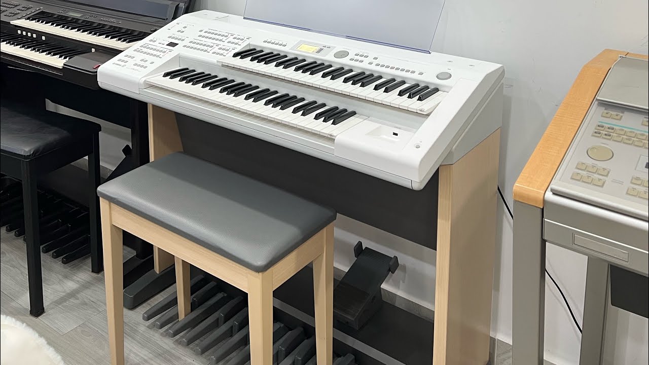 ElB- 02 ELECTONE STAGEA - YouTube