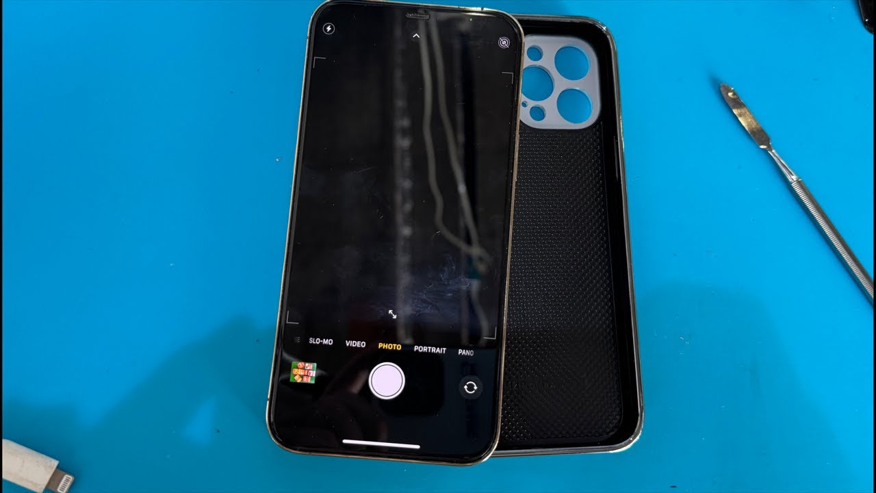 iPhone 12 Pro Max フロントカメラ真っ暗使えない&iOS26.1特殊BMS