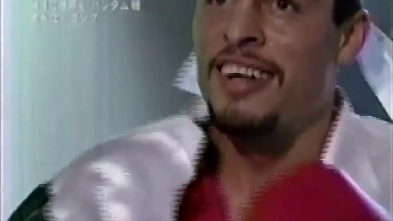 オスカル・ラリオス vs 仲里繁（WBC世界スーパー・バンタム級タイトル