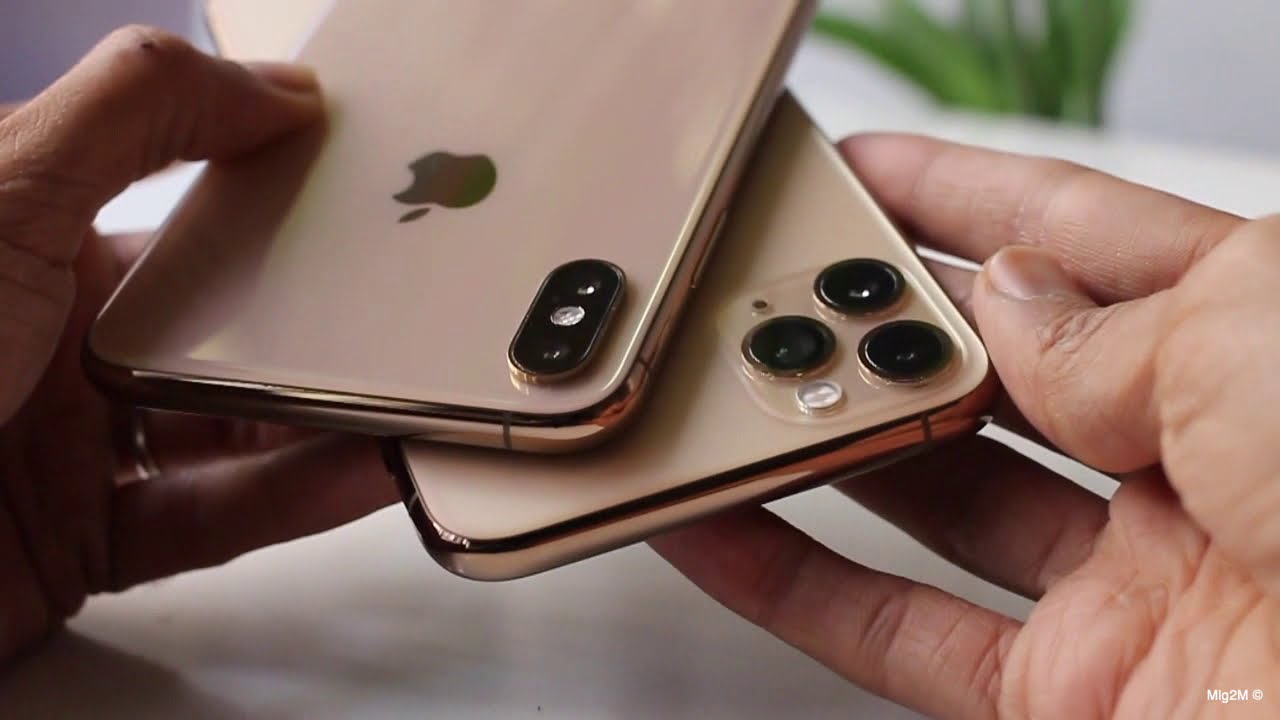 Ultimate GOLD Comparison - iPhone 11 Pro Max vs XS Max - Glossy Vs