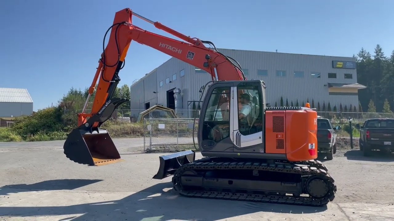 Hitachi ZX135 US-3 Excavator Video - YouTube