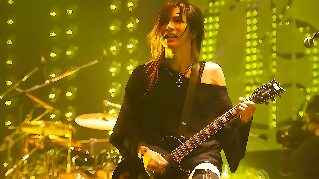 the GazettE - 泥だらけの青春 [Dorodarake no Seishun]【10TH