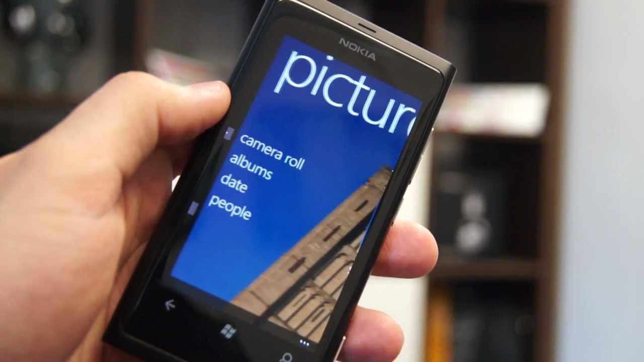 Nokia Lumia 800 Review in HD - Windows Phone - YouTube