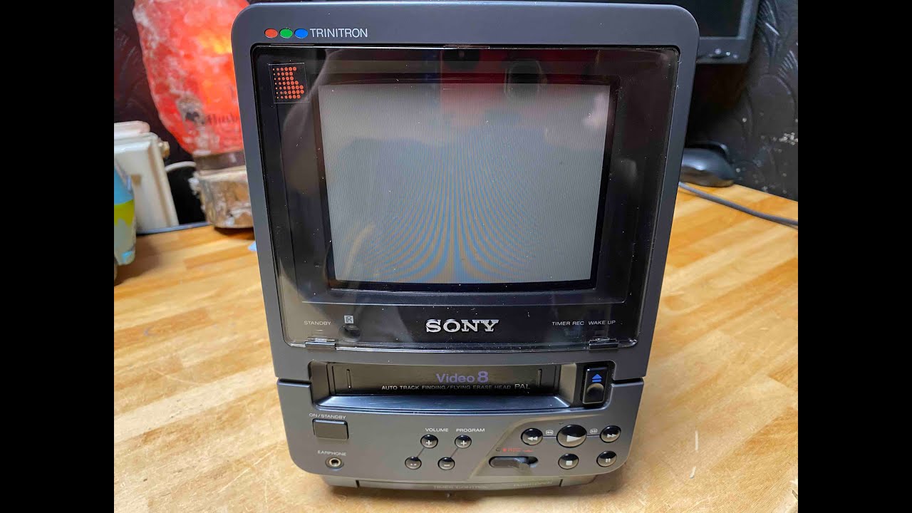 WORKING EV DT1 SONY VIDEO 8 COMBO TRINITRON - YouTube