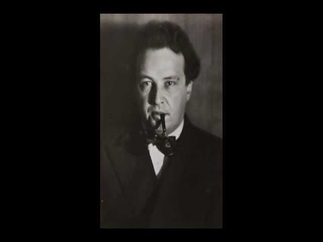 Honegger オネゲル conducts his 