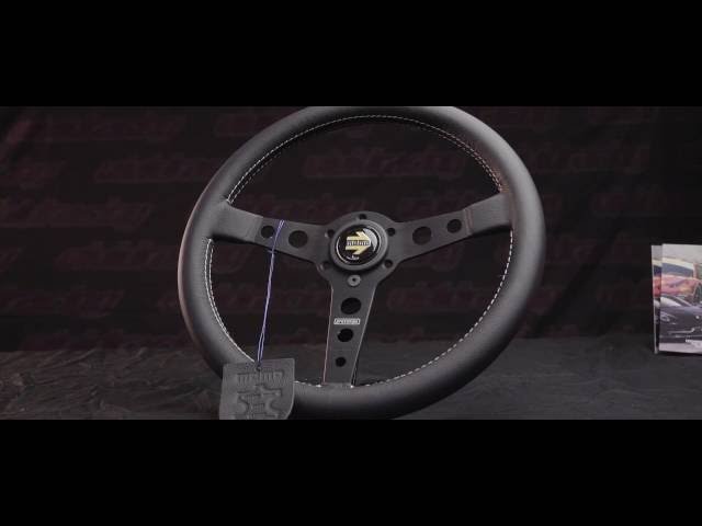 Unboxing & Overview of the MOMO Prototipo 350mm Black Leather