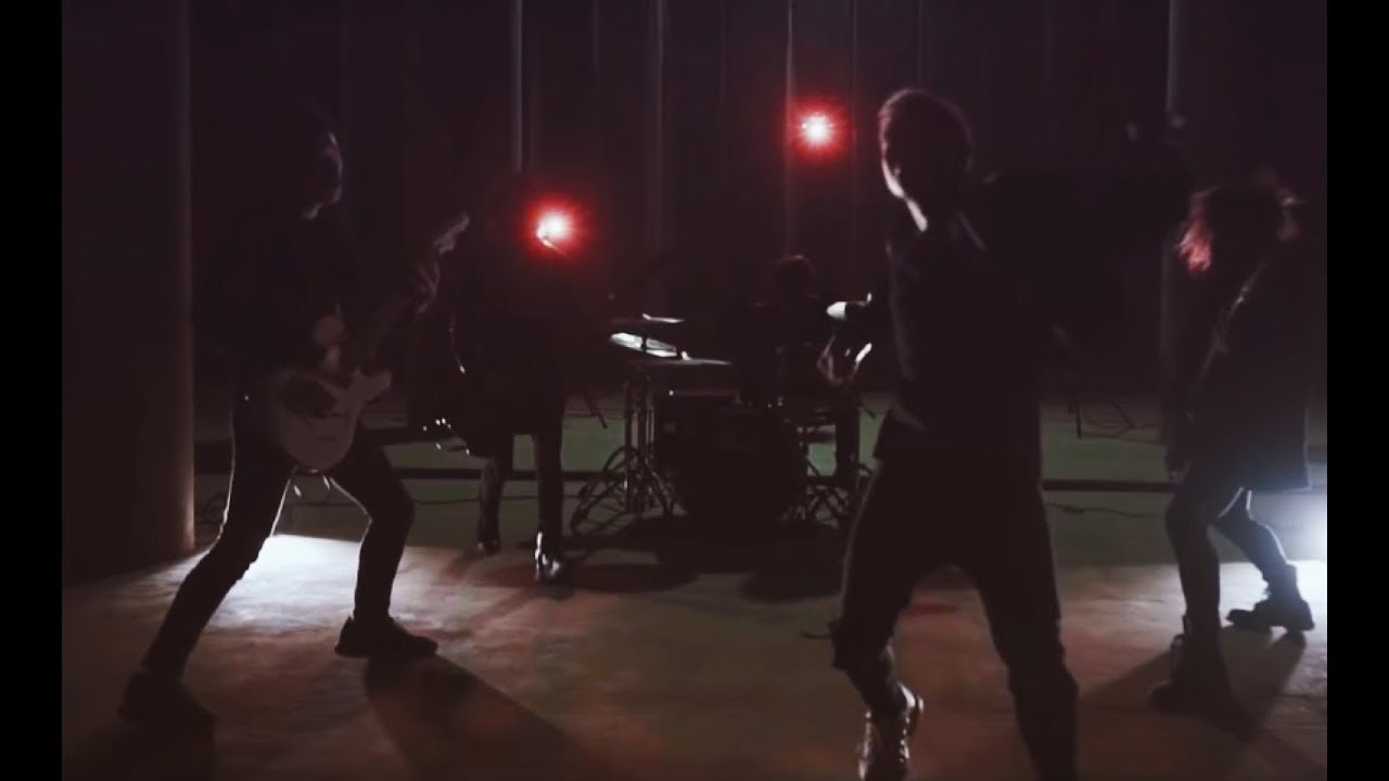 Paledusk / Blue Rose (Official music video) - YouTube