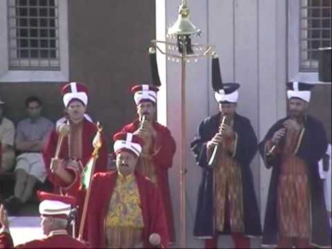 トルコ軍楽隊 メフテル 柏崎トルコ文化村 日本来日公演 - YouTube