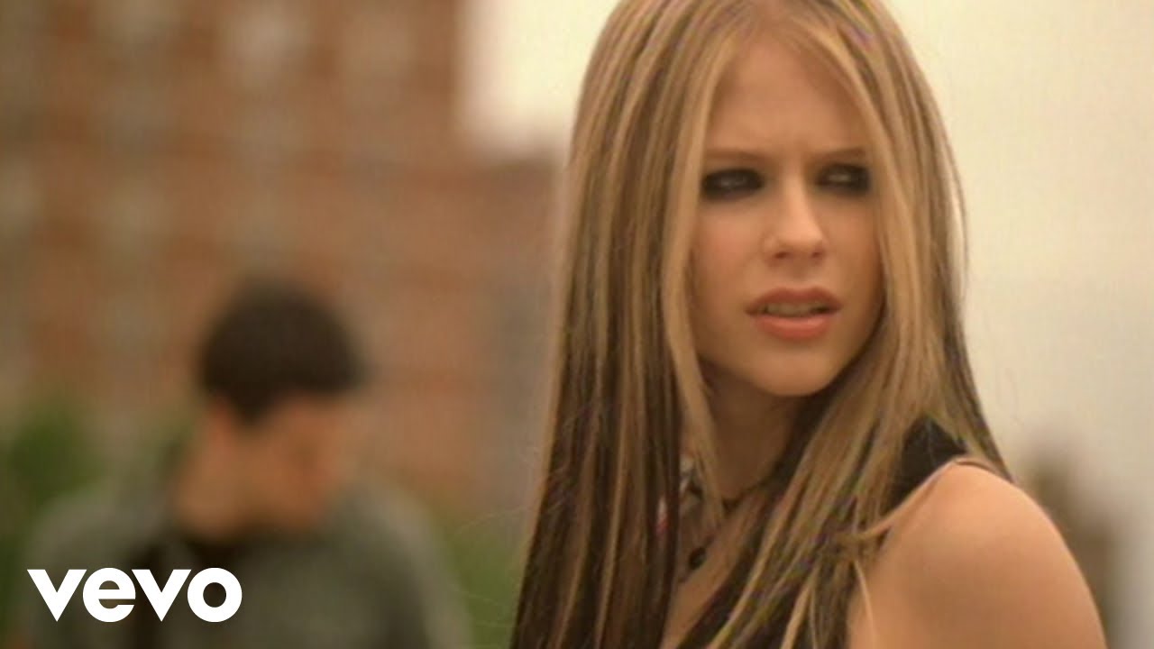 Avril Lavigne - My Happy Ending (Official Video - Clean) - YouTube