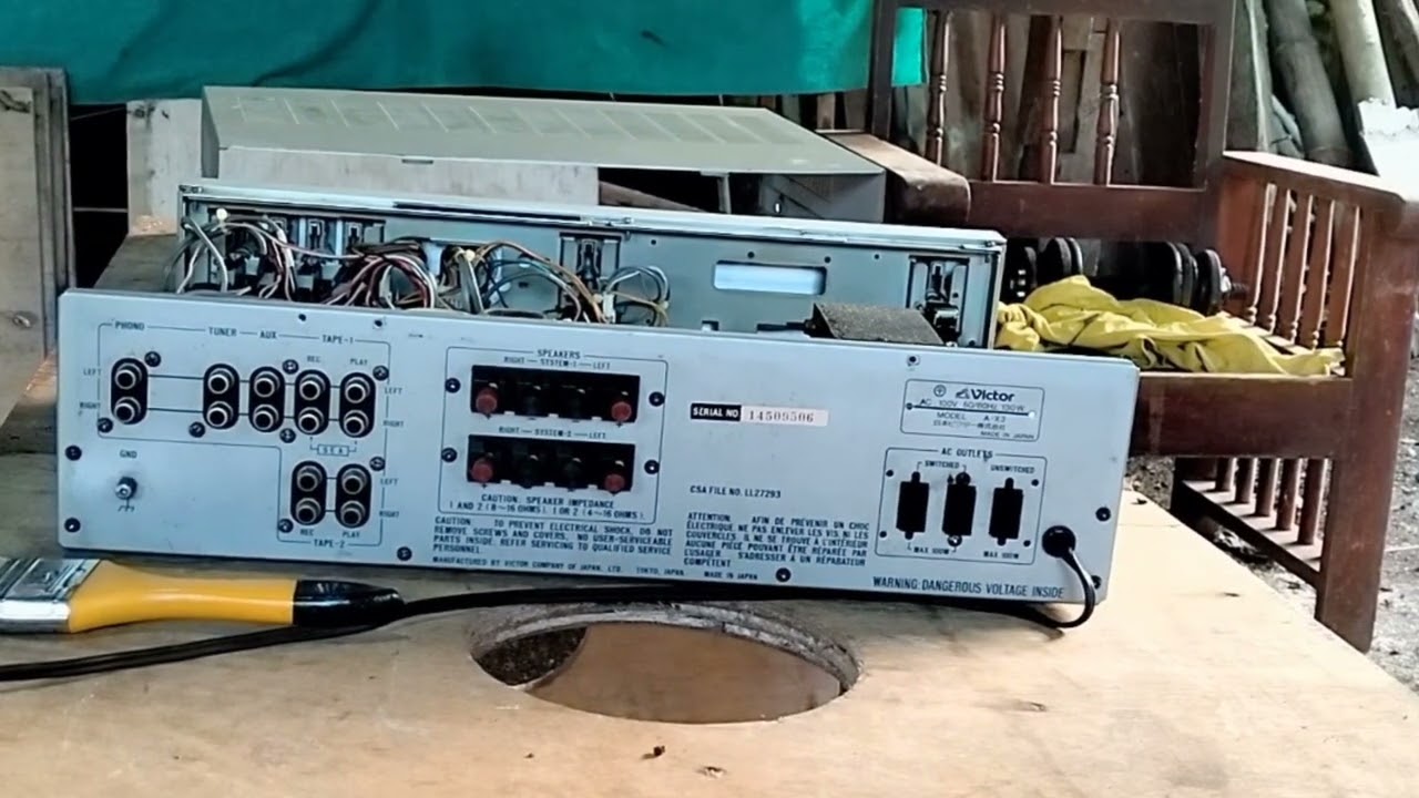 victor AX-3 integrated amplifier vintage - YouTube