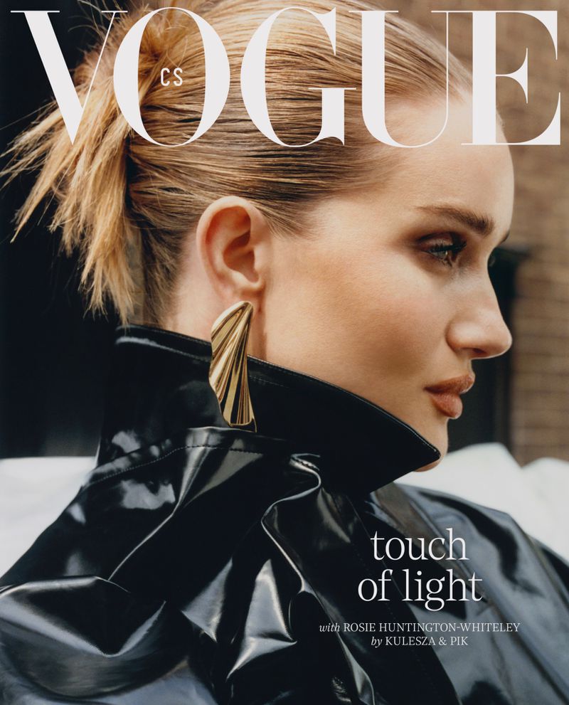 女性情報誌 Vogue Czechoslovakia Magazine April 2021 女性情報誌