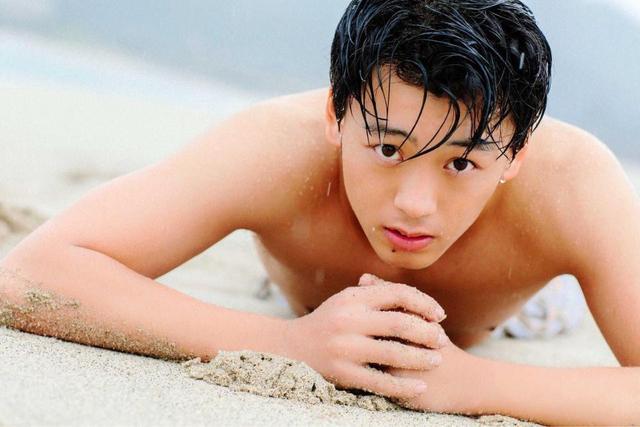 大人の竹内涼真に「ドキッとして」 セカンド写真集で肉体美披露/芸能