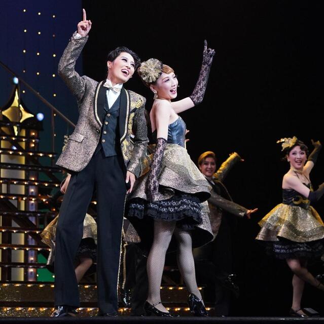 宝塚 月組バウ公演『Twinkle Moon』開幕 20人の若手が