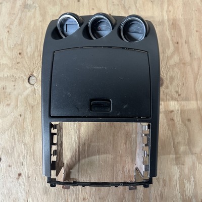 04-05 NISSAN 350Z Center Dash Radio Bezel w/ Navi Black/G OEM