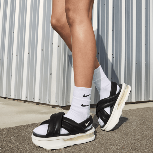 Nike Women's Air Max ISLA Sandal 'Black' (FJ5929-002